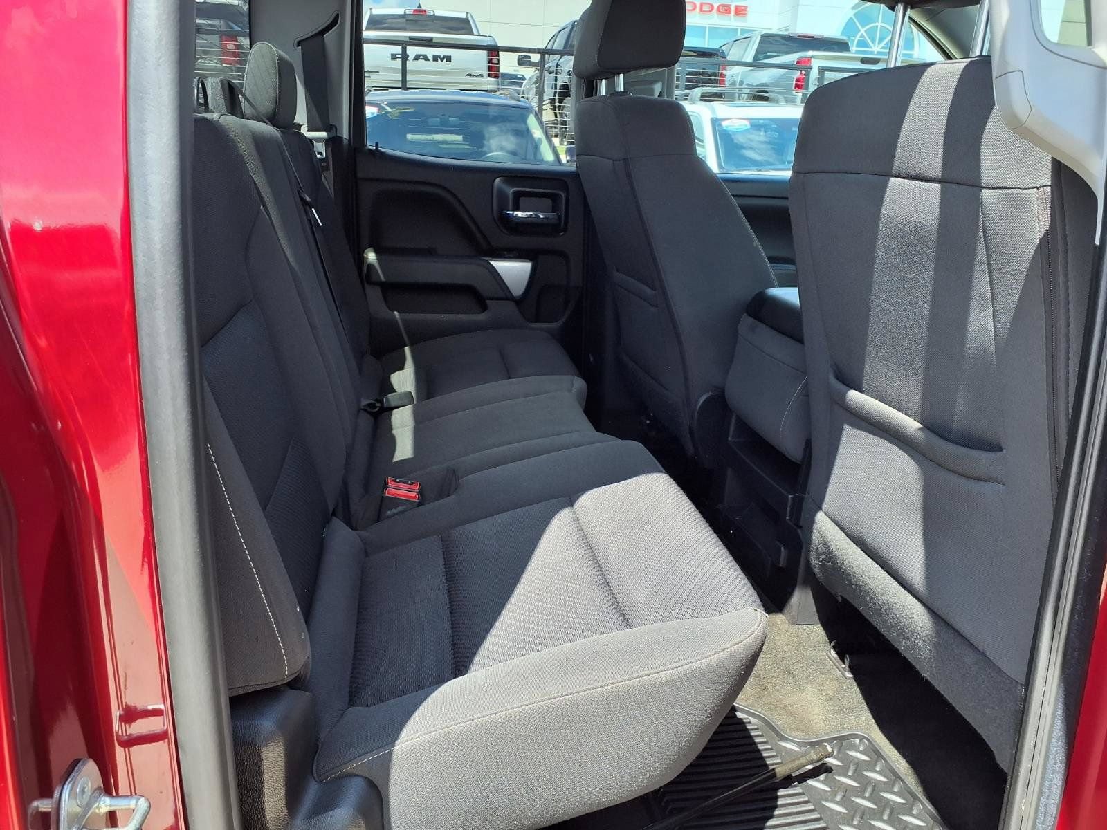 Used 2018 Chevrolet Silverado 1500 LT w/ All Star Edition AWD/4WD image 19