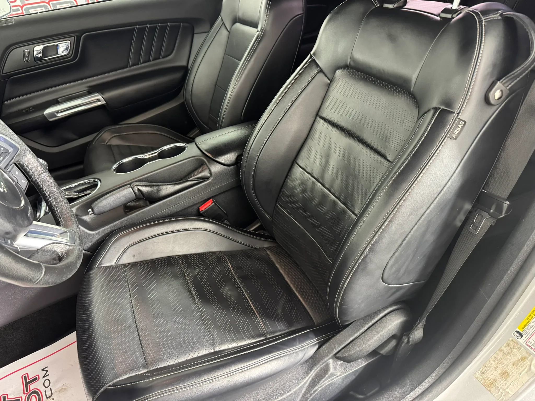 Used 2016 Ford Mustang Premium w/ Equipment Group 201A RWD image 28