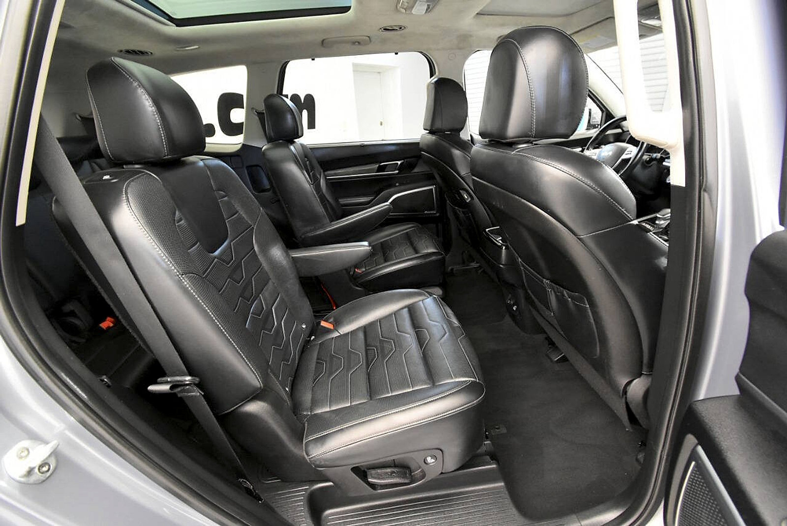 Used 2022 Kia Telluride SX w/ SX Prestige Package AWD/4WD image 19