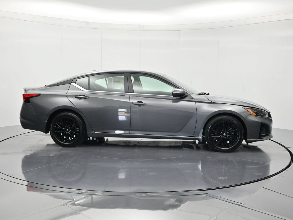 New 2026 Nissan Altima 2.5 SV w/ SV Special Edition Package FWD image 4