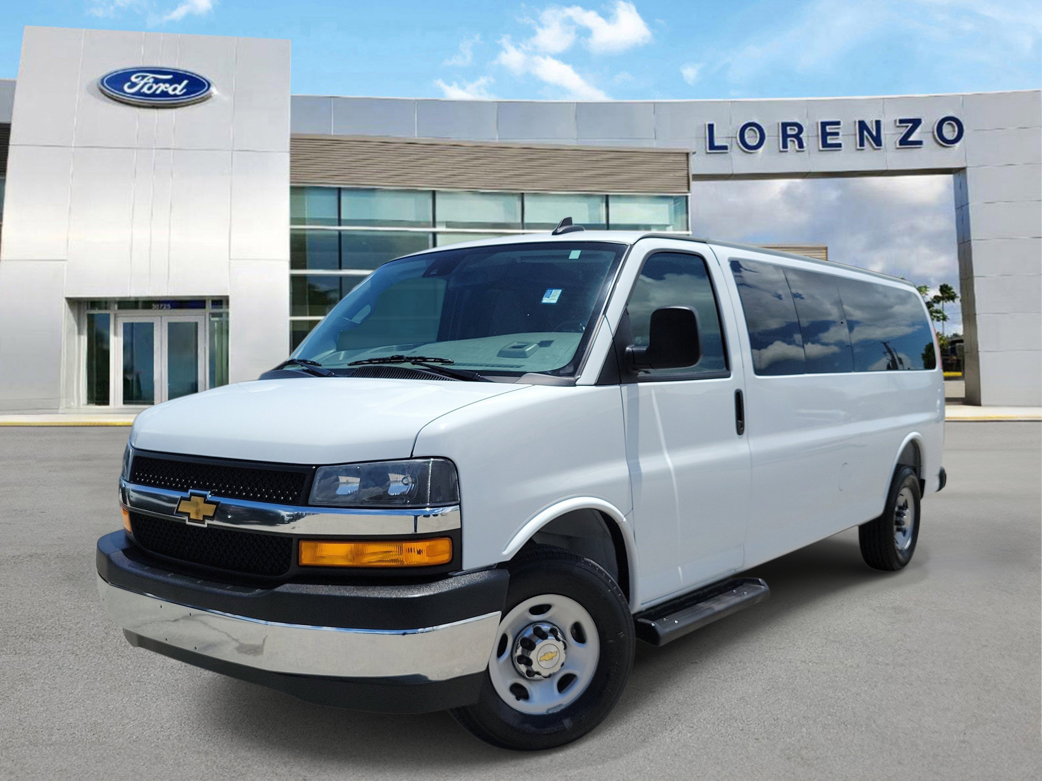 Used 2025 Chevrolet Express 3500 LT w/ LT Preferred Equipment Group RWD 360° Tour