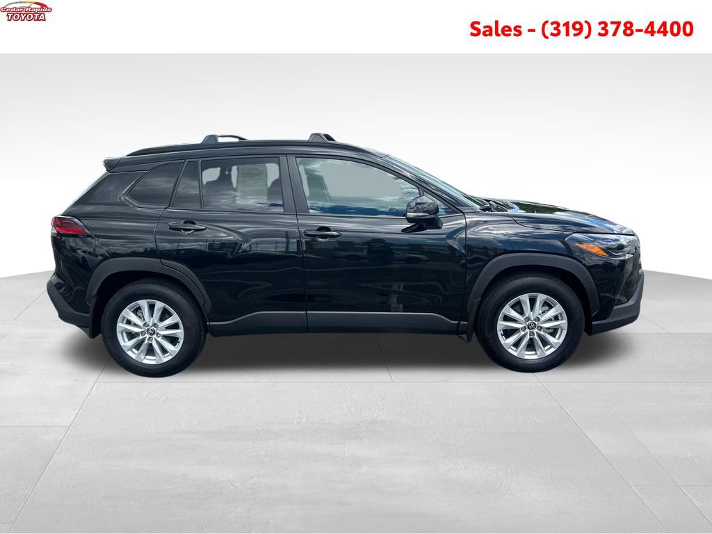 Certified 2026 Toyota Corolla Cross LE w/ Moonroof Package AWD/4WD image 8