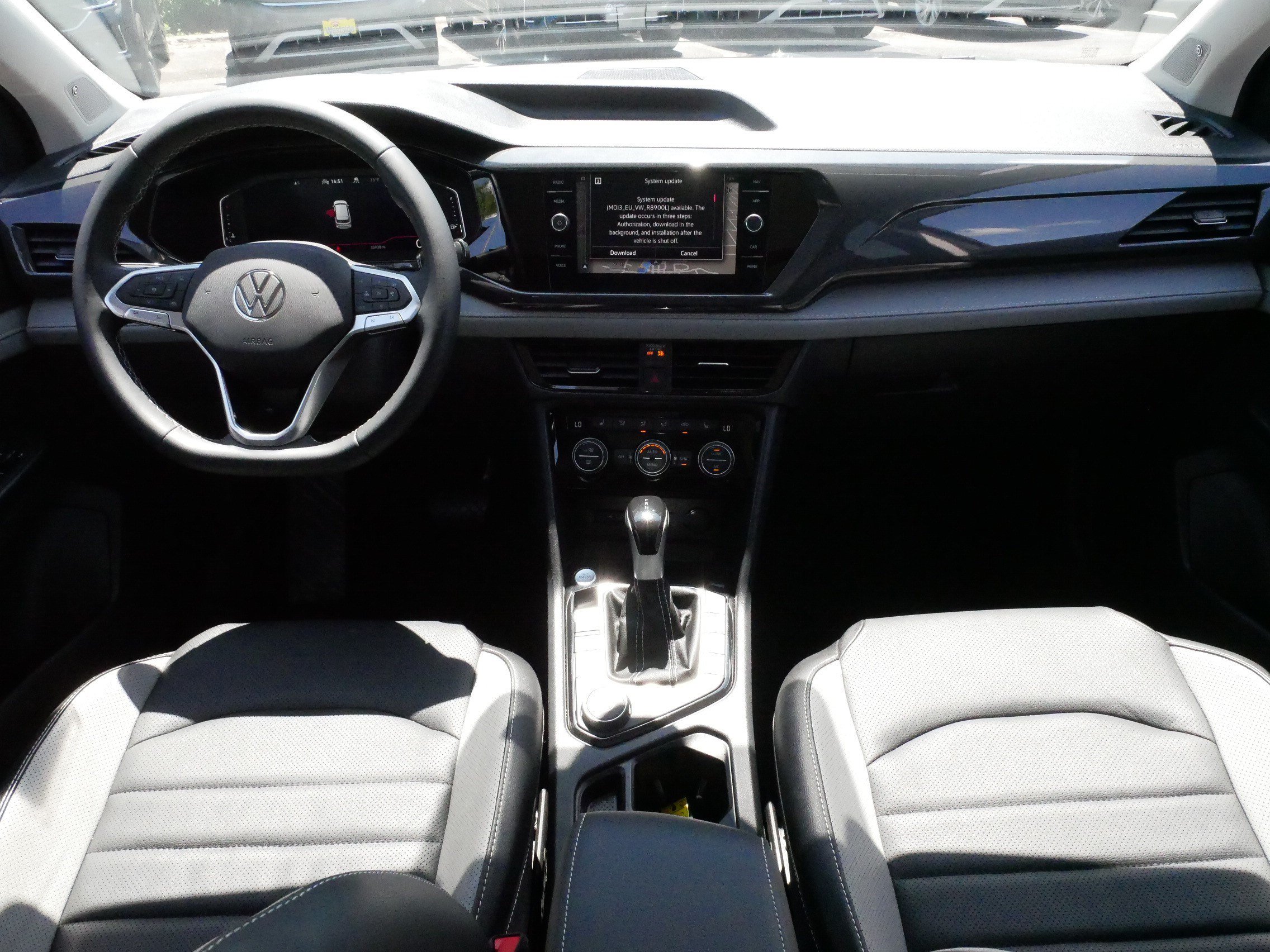 Certified 2023 Volkswagen Taos SEL AWD/4WD image 10