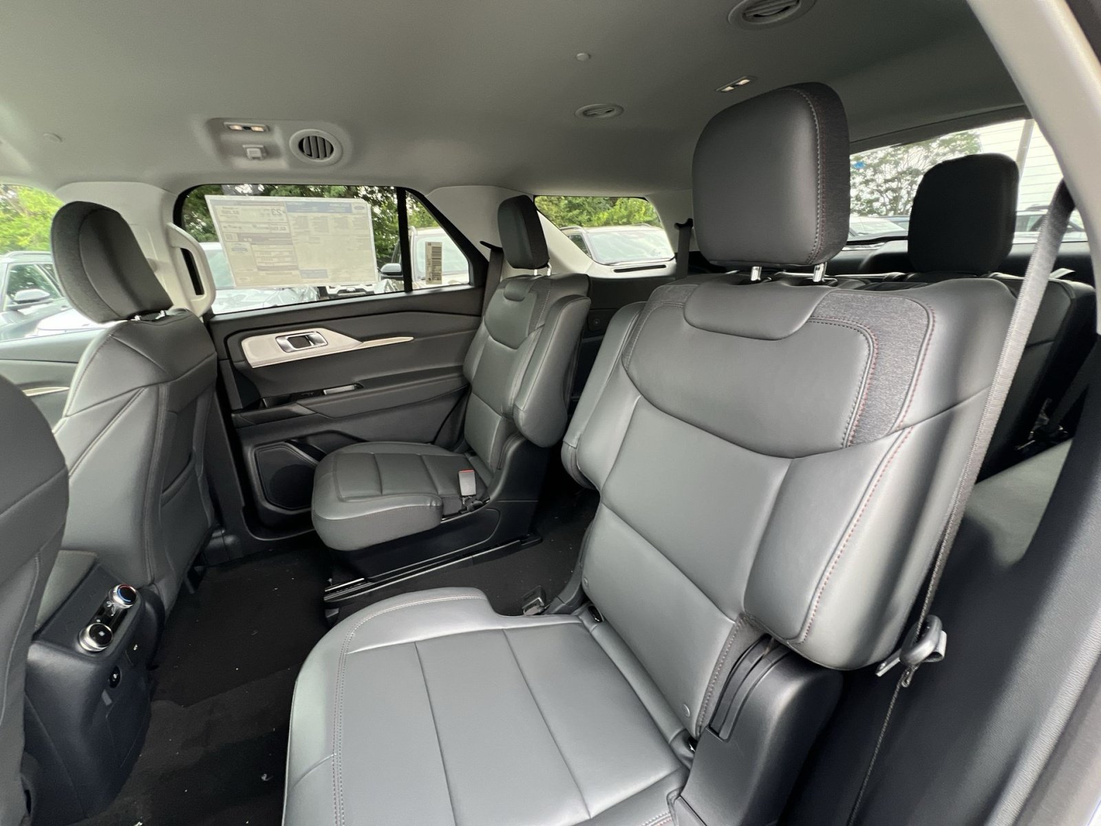New 2026 Ford Explorer Active w/ Active Comfort Package AWD/4WD image 24