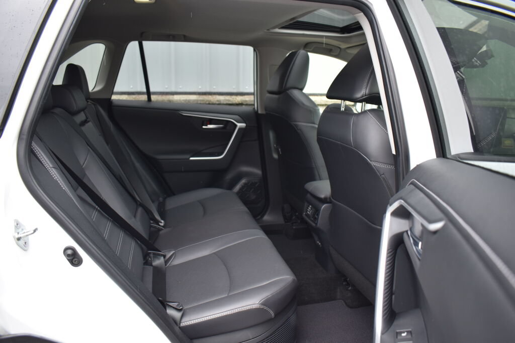 Certified 2023 Toyota RAV4 Limited w/ Limited Grade Weather Package AWD/4WD image 23