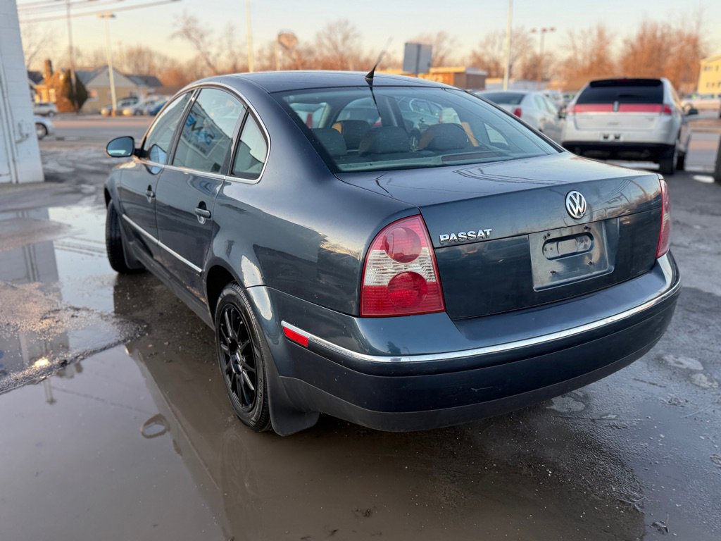Used 2005 Volkswagen Passat GLS image 8