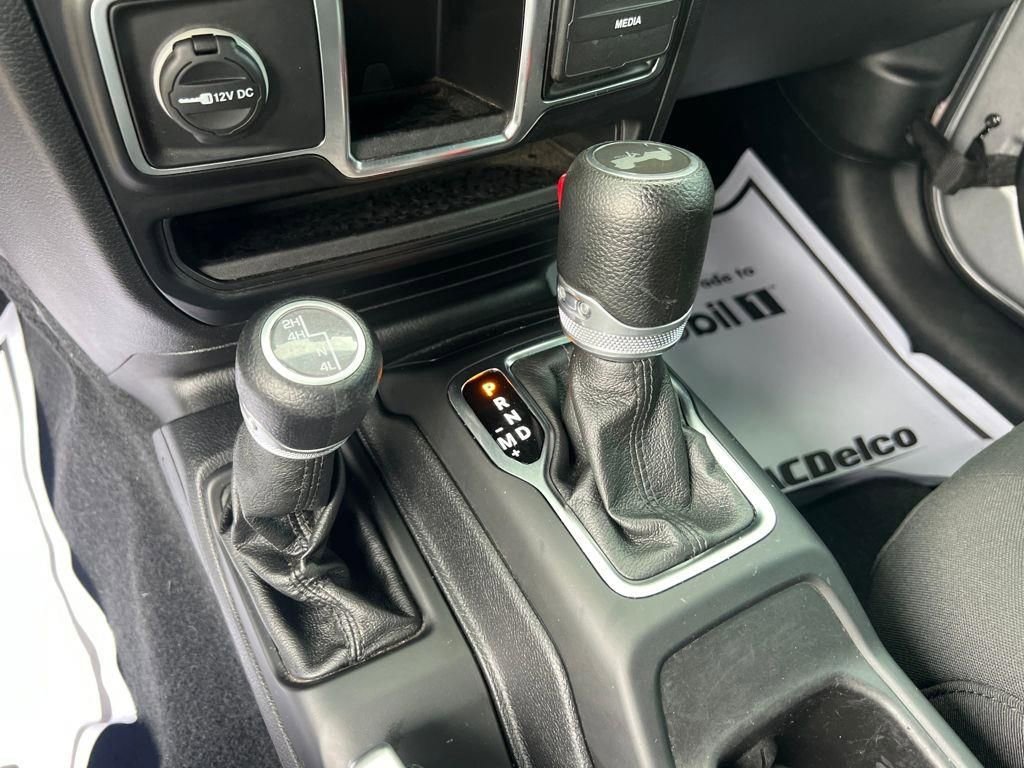 Used 2020 Jeep Wrangler Unlimited Sport image 21