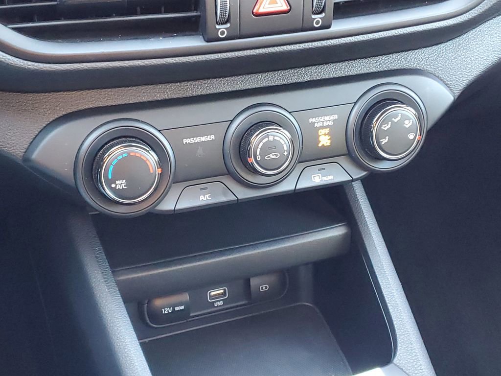 Certified 2024 Kia Forte LXS w/ LXS Technology Package image 20