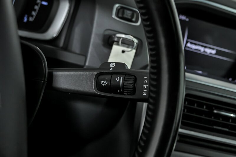 Used 2018 Volvo S60 T5 Inscription FWD image 26