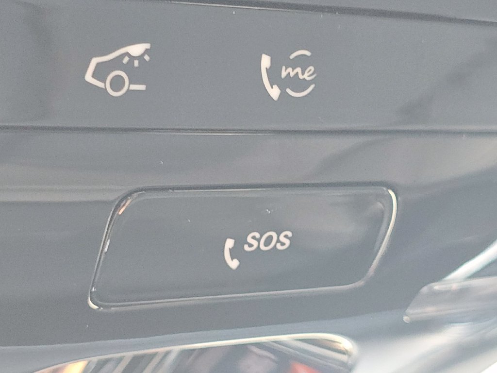 Certified 2026 Mercedes-Benz C 300 4MATIC Sedan image 9