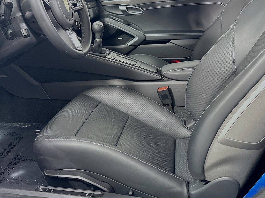 Certified 2025 Porsche 718 Cayman RWD image 20
