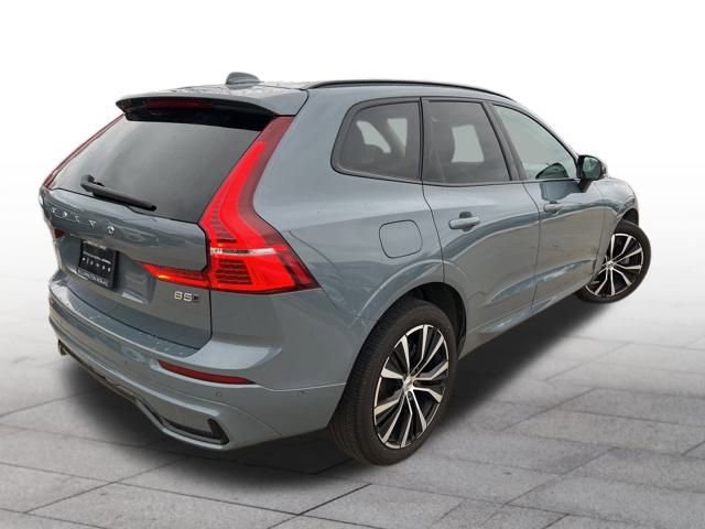 Used 2023 Volvo XC60 B5 Plus w/ Climate Package image 6