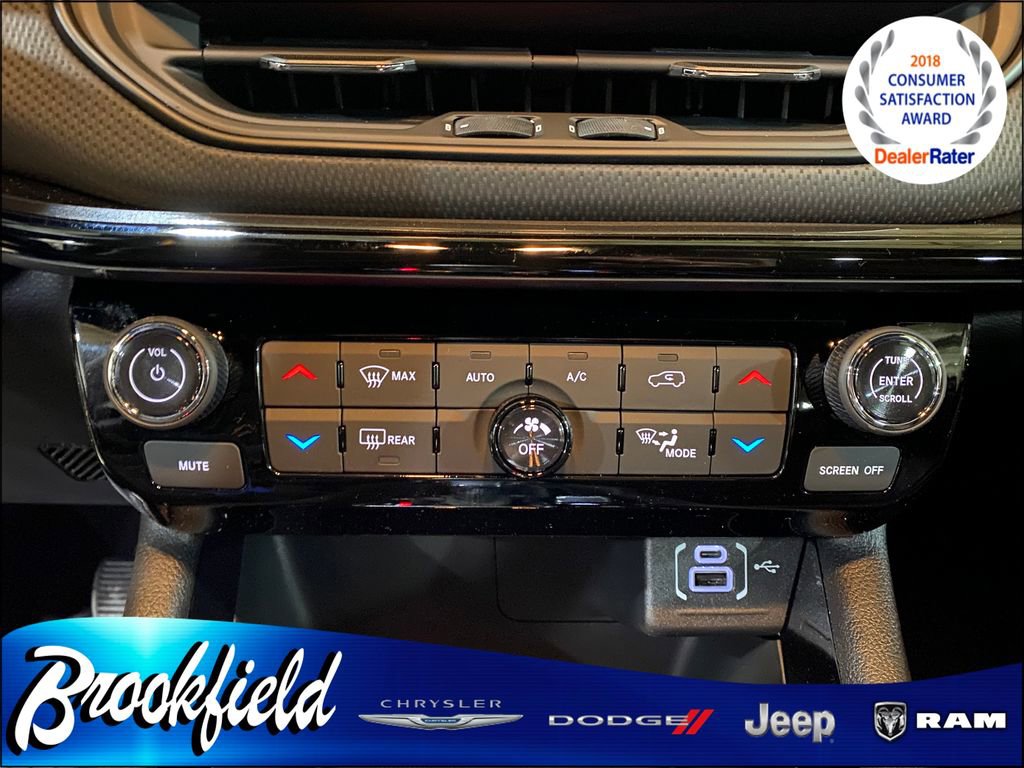 New 2026 Jeep Compass Latitude image 24