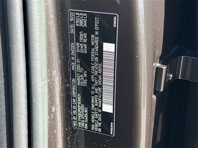 Used 2023 Volvo XC90 B6 Plus image 30