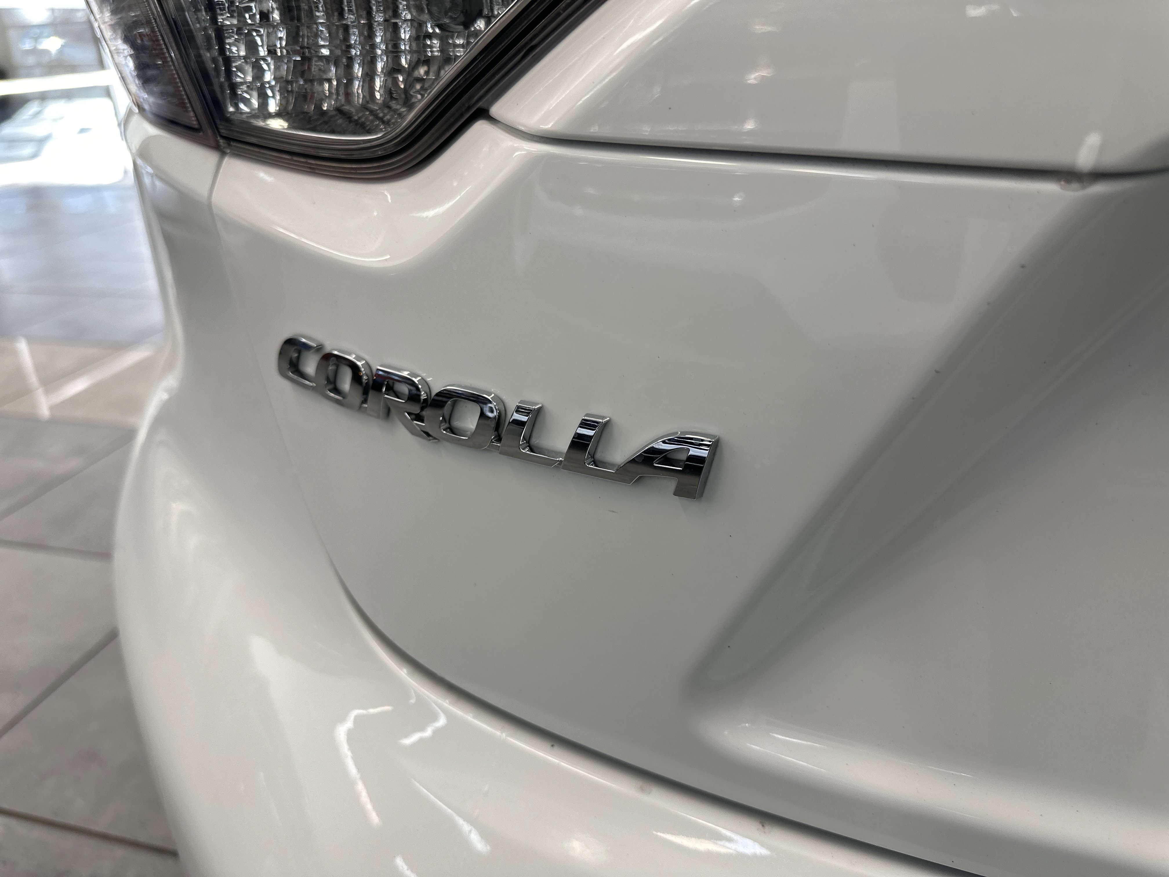 Used 2021 Toyota Corolla SE w/ Carpet Mat Package (TMS) image 9