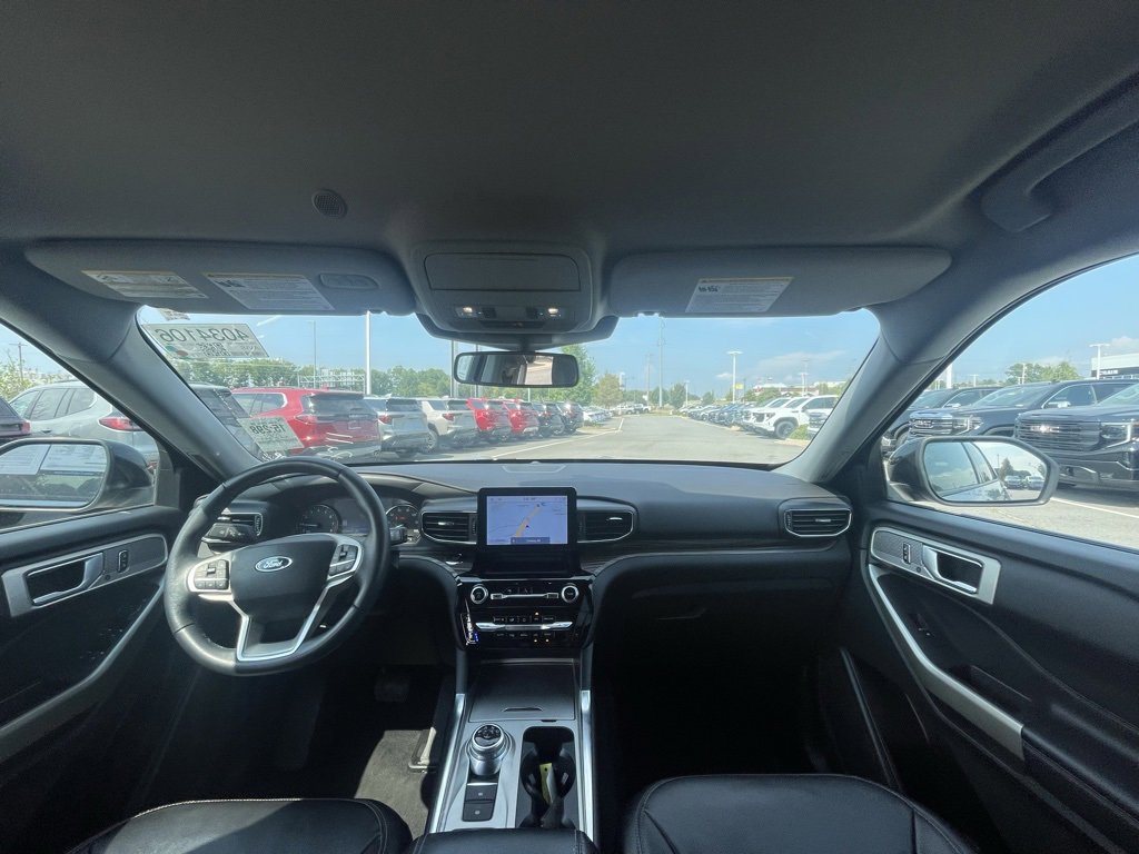 Used 2023 Ford Explorer Limited image 27