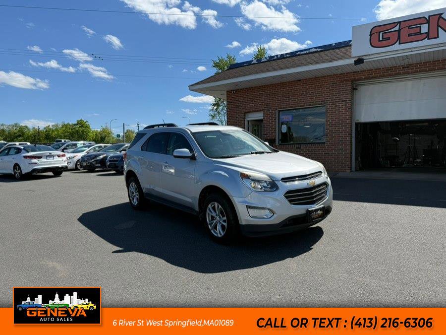 Used 2017 Chevrolet Equinox LT w/ Convenience Package AWD/4WD image 3
