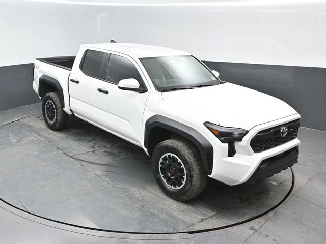Used 2024 Toyota Tacoma TRD Off-Road image 19