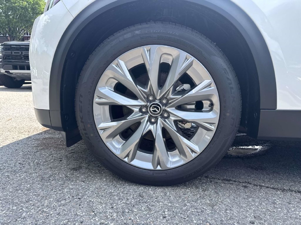 New 2026 MAZDA CX-90 Plug-In Hybrid w/ Preferred AWD/4WD image 9