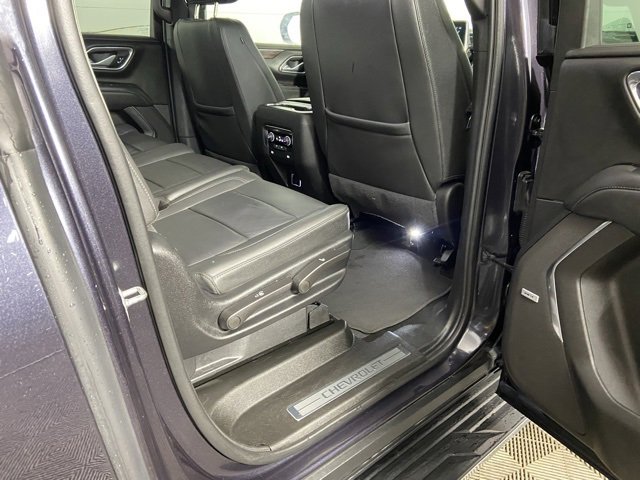 Used 2024 Chevrolet Suburban LT image 14