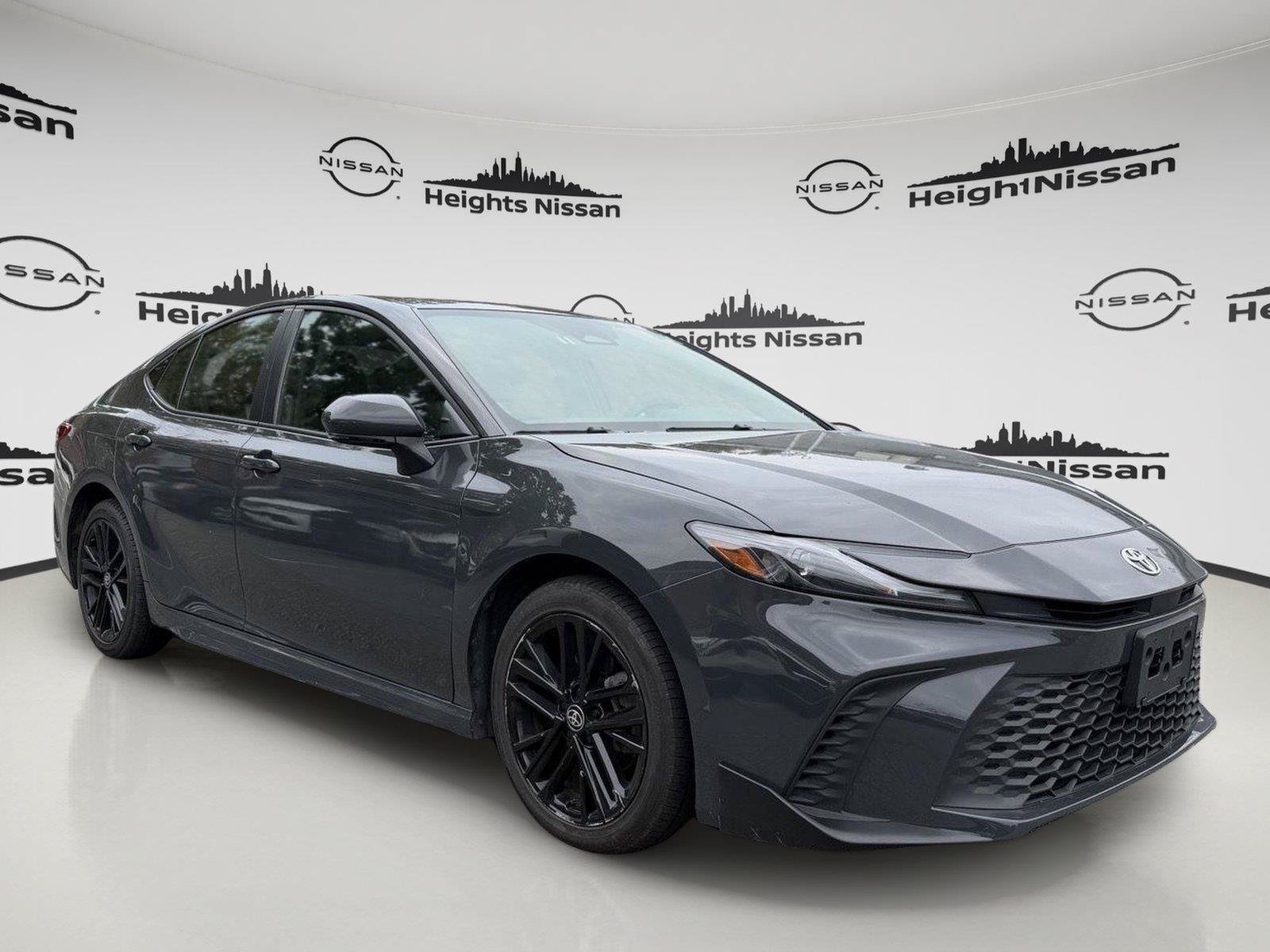 Used 2025 Toyota Camry SE w/ Convenience Package AWD/4WD image 5