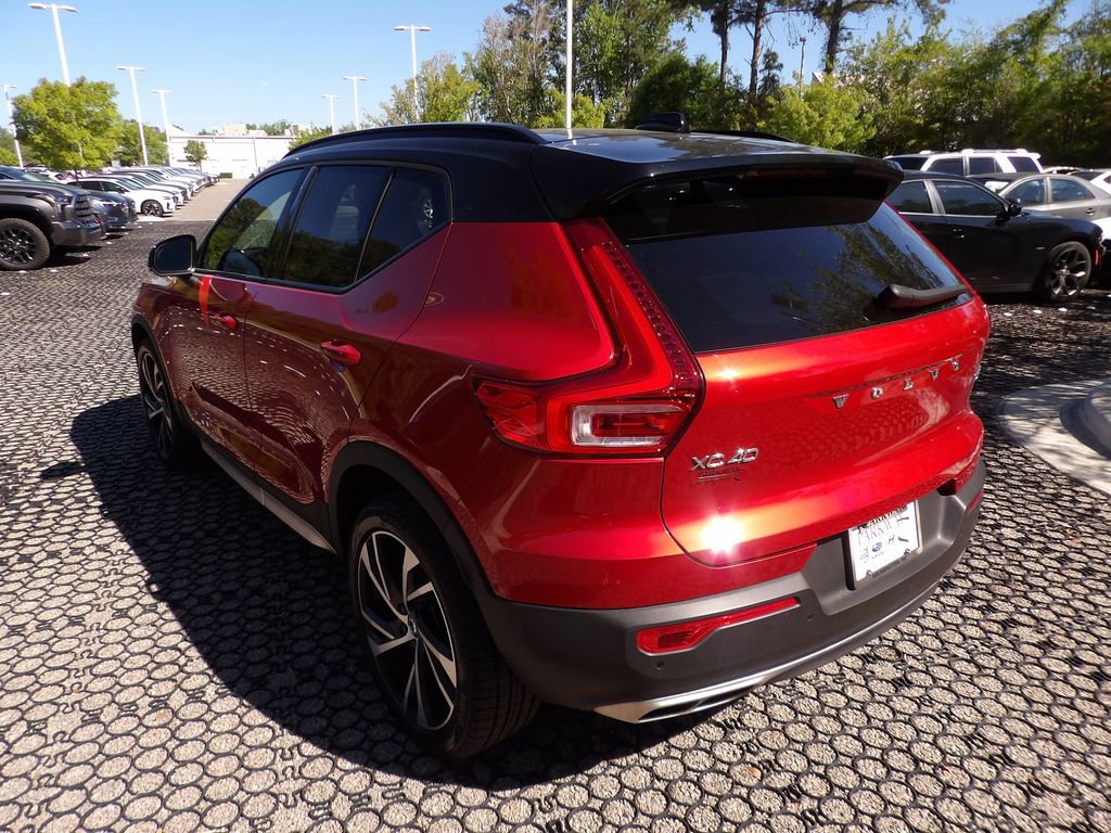 Used 2019 Volvo XC40 T5 R-Design AWD/4WD image 7