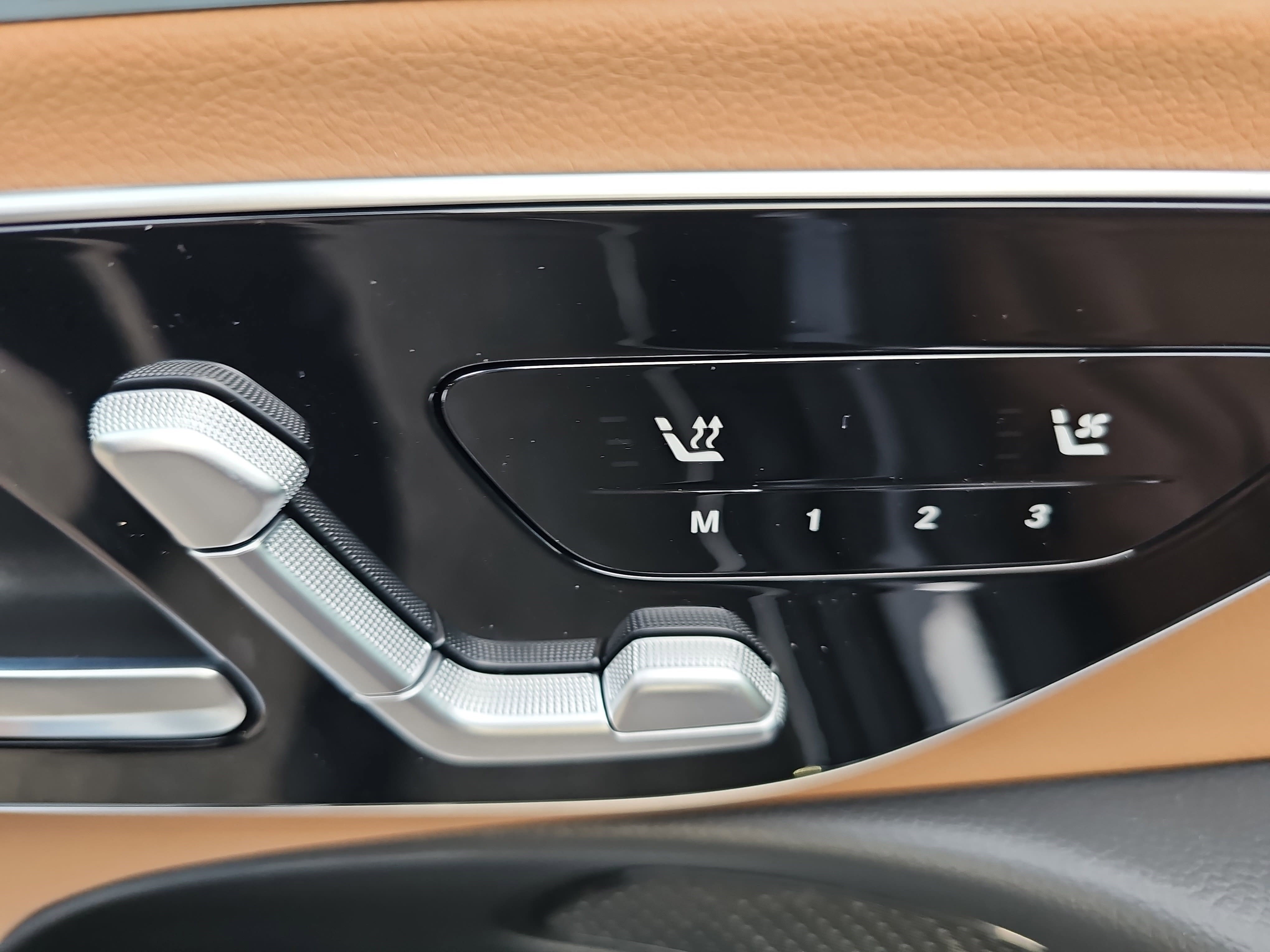 New 2026 Mercedes-Benz E 350 4MATIC Sedan image 30