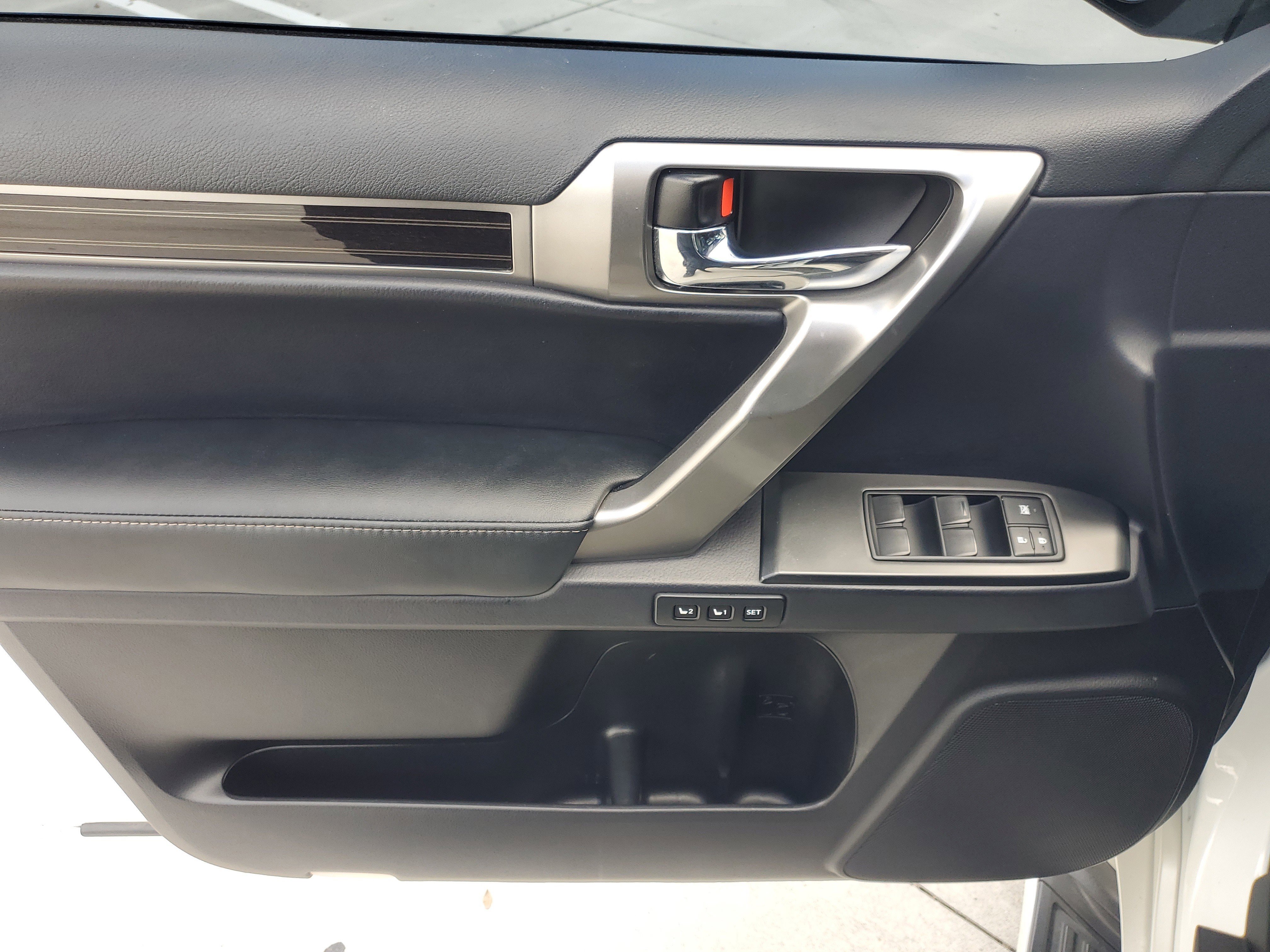 Used 2023 Lexus GX 460 Luxury image 23