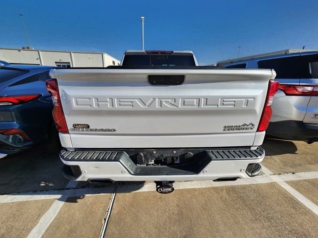 Used 2019 Chevrolet Silverado 1500 High Country w/ Technology Package image 5