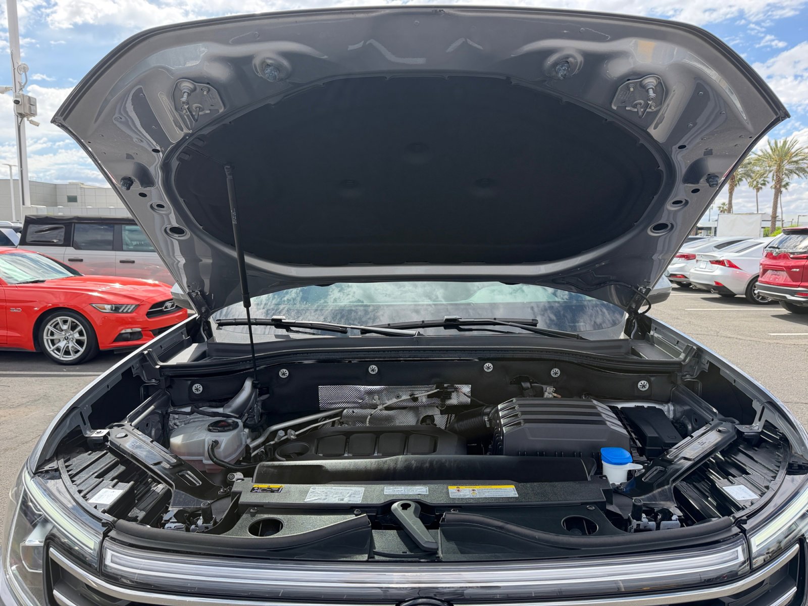 Used 2024 Volkswagen Atlas SE w/ Panoramic Sunroof Package AWD/4WD image 22