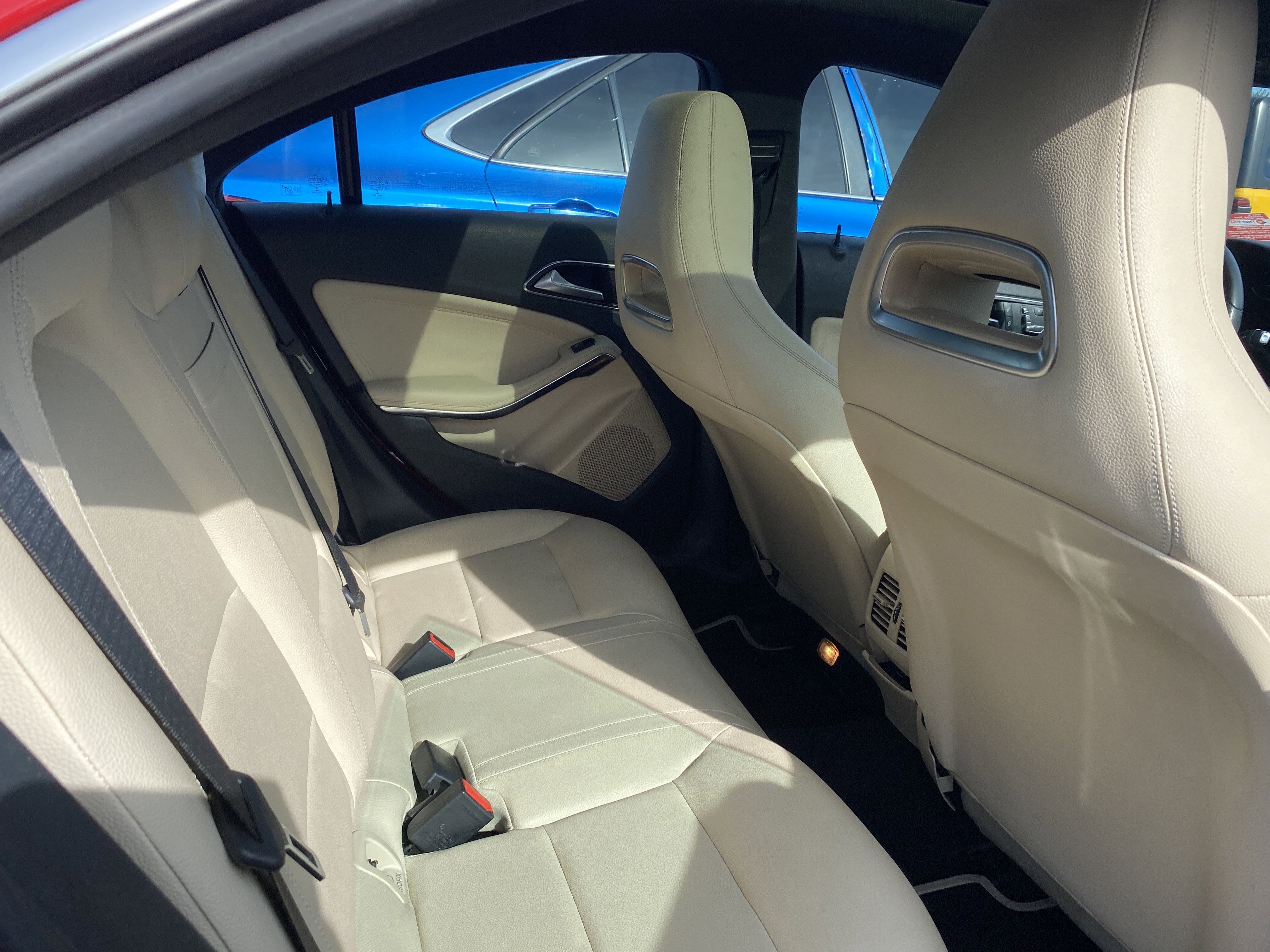 Used 2018 Mercedes-Benz CLA 250 4MATIC image 19