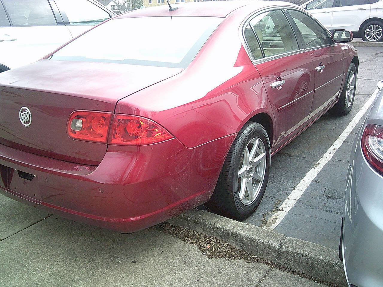 Used 2008 Buick Lucerne CXL w/ Driver Confidence Package FWD image 10