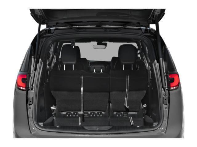 Used 2025 Chrysler Pacifica Select image 10