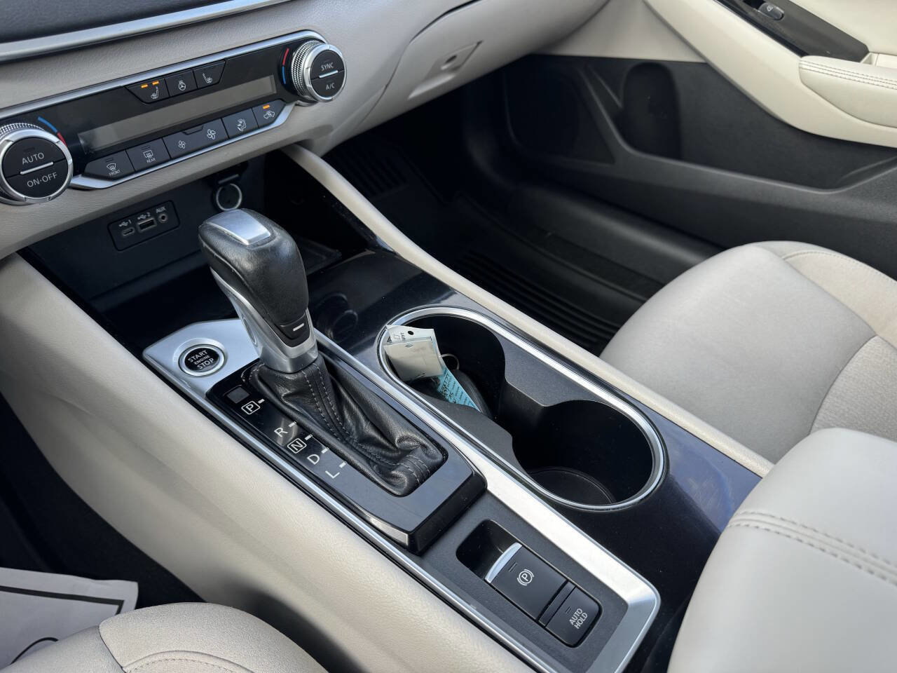 Used 2020 Nissan Altima 2.5 SV image 22