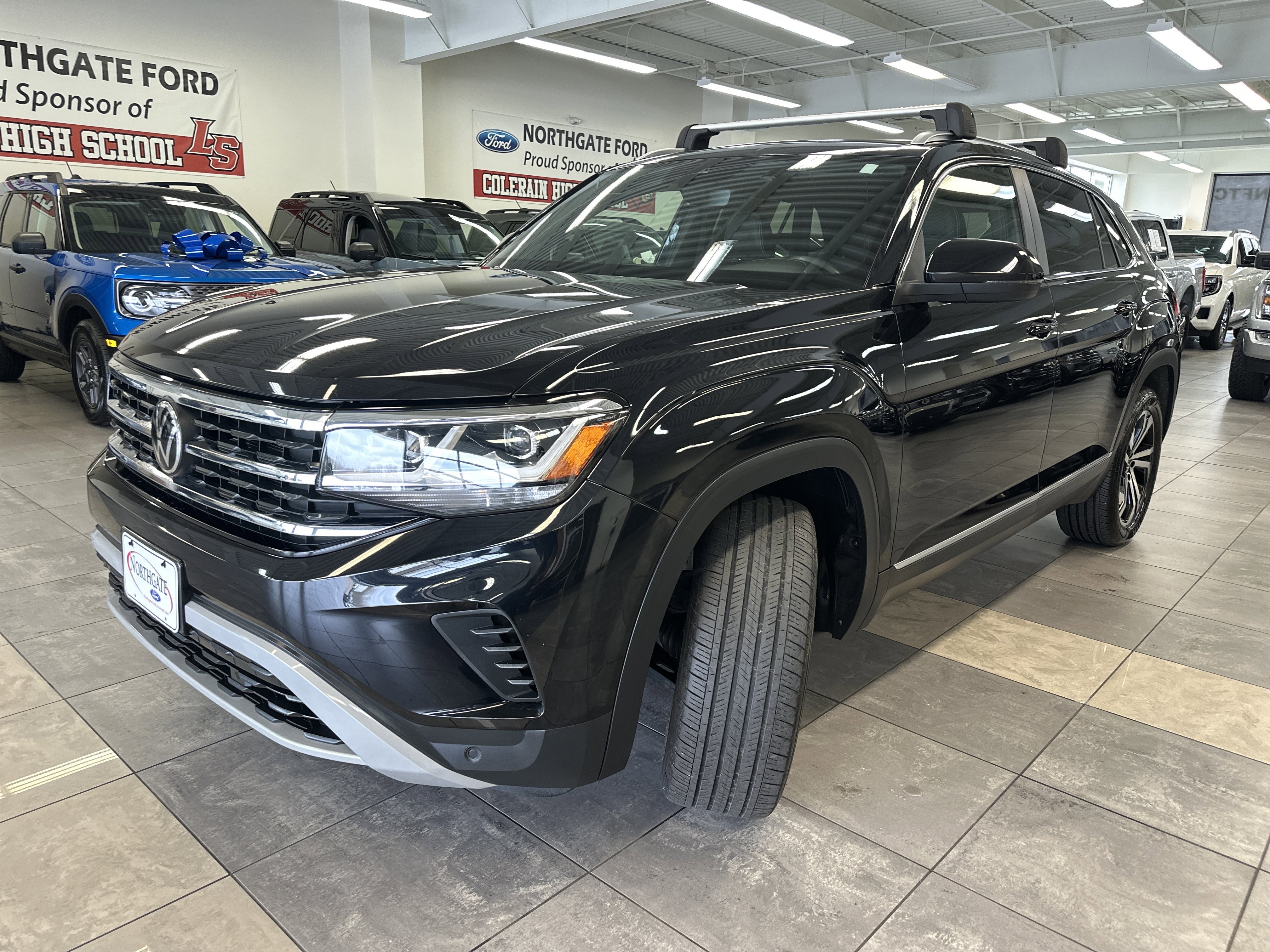 Used 2023 Volkswagen Atlas Cross Sport SEL image 18