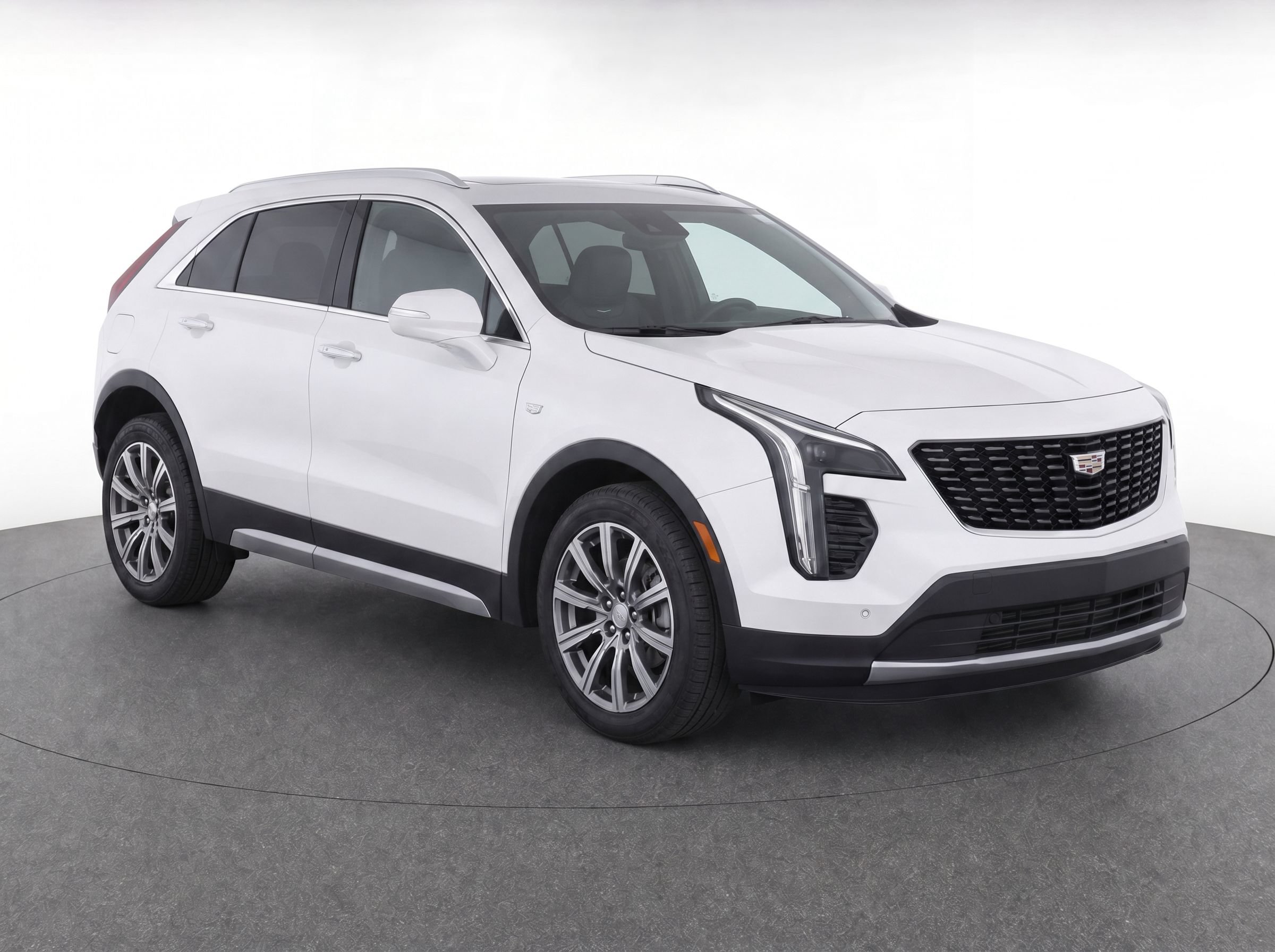 Certified 2023 Cadillac XT4 Premium Luxury FWD image 2