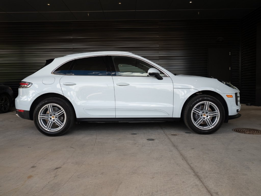 Certified 2021 Porsche Macan AWD/4WD image 8