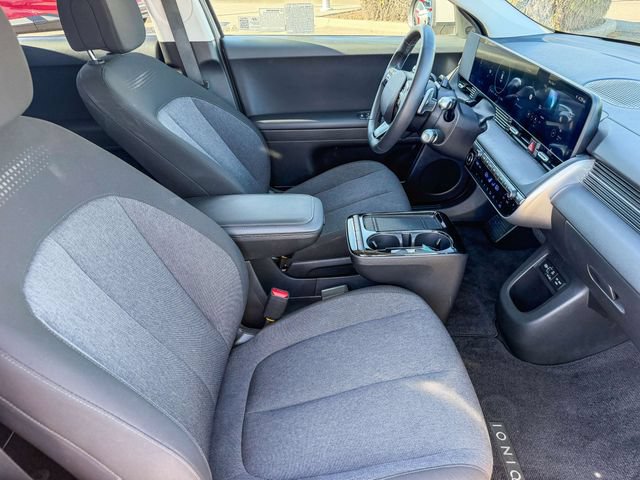 Certified 2025 Hyundai Ioniq 5 SE RWD image 18