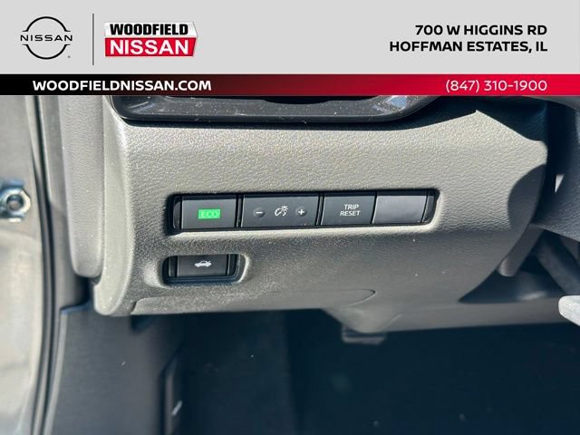 Certified 2023 Nissan Sentra SV FWD image 21