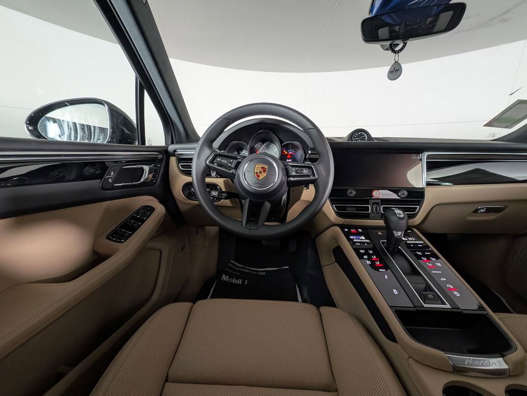 New 2026 Porsche Macan S image 21