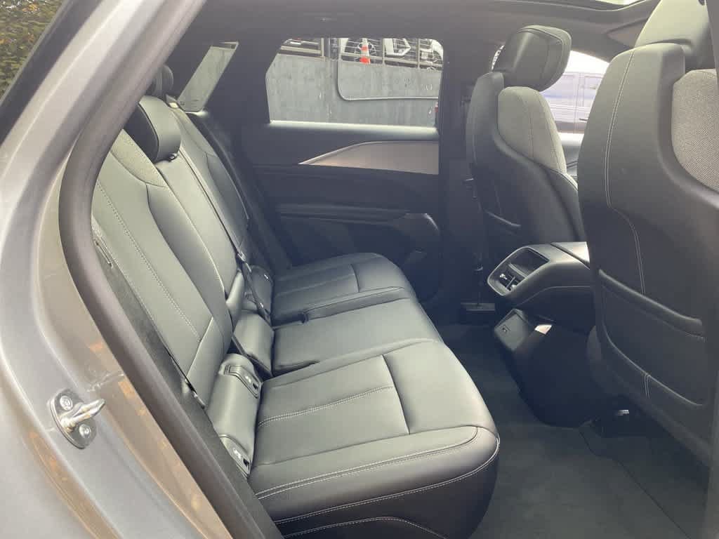 Certified 2024 Cadillac Lyriq Tech AWD/4WD image 18