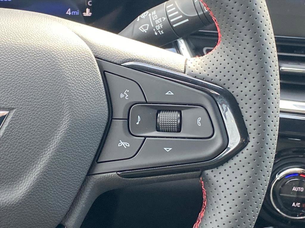 New 2026 Chevrolet Trax RS w/ Driver Confidence Package image 9