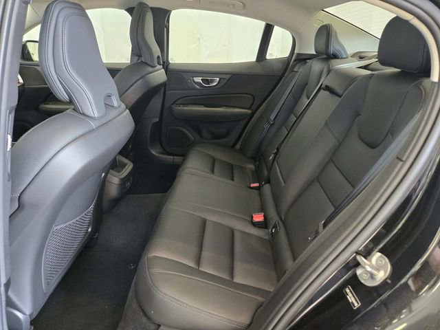 Used 2025 Volvo S60 B5 Plus image 10