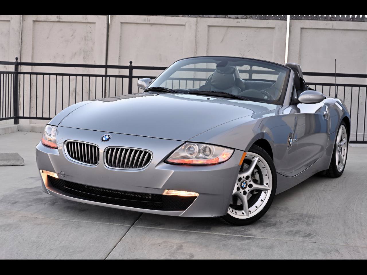 Used 2006 BMW Z4 3.0si RWD image 1