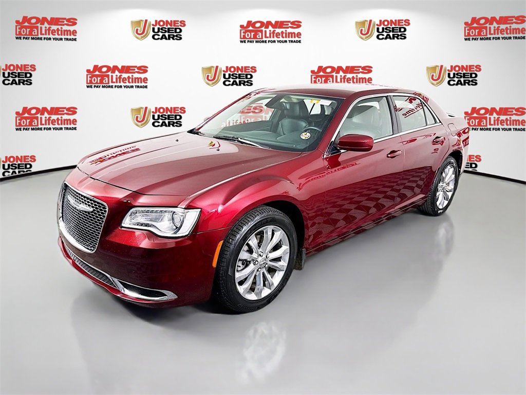 Used 2016 Chrysler 300 Limited image 12