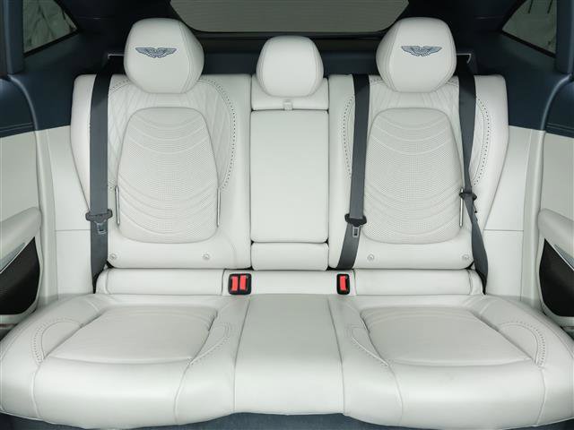Used 2022 Aston Martin DBX AWD/4WD image 24
