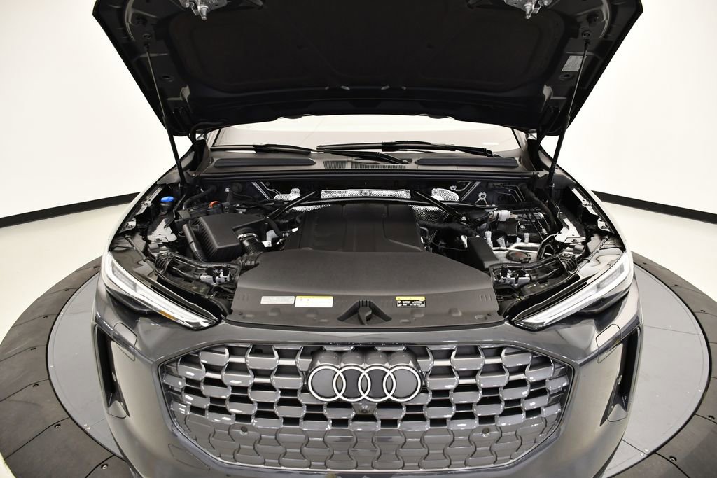 Used 2025 Audi Q5 Premium Plus w/ Premium Plus AWD/4WD image 12