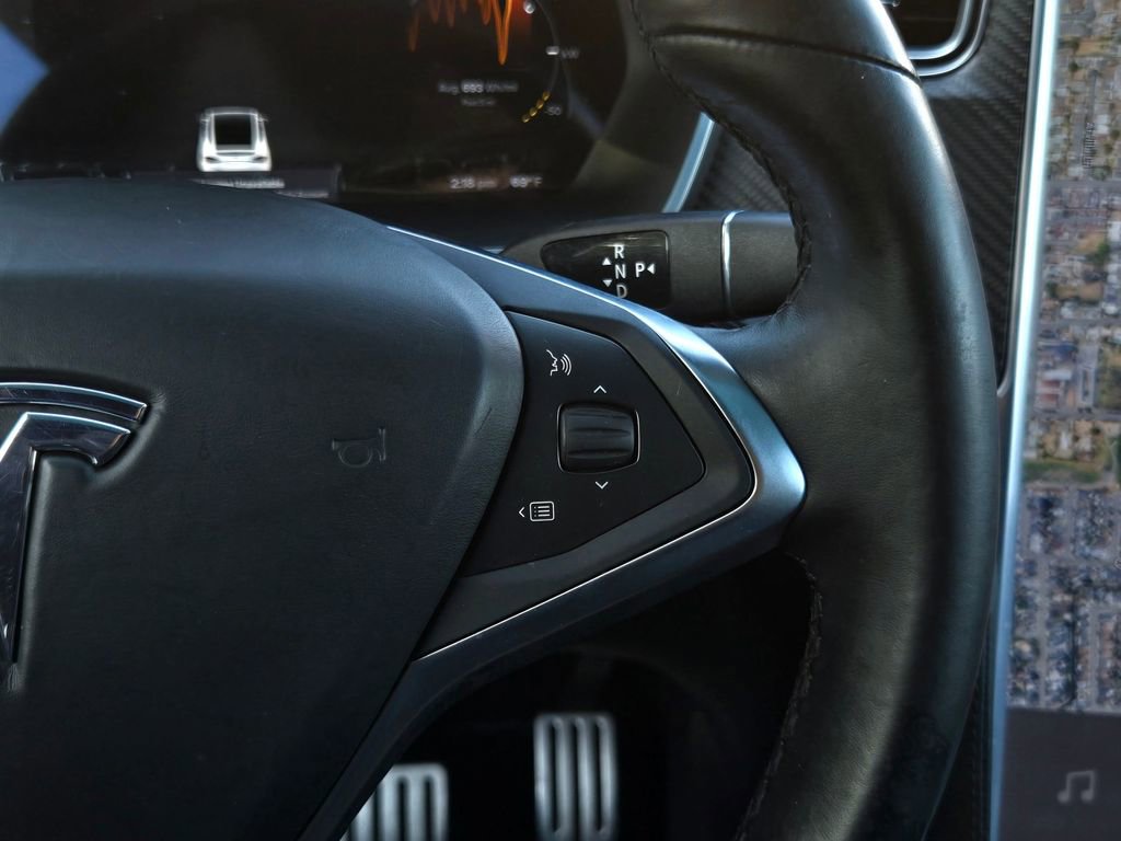 Used 2016 Tesla Model X Performance image 22