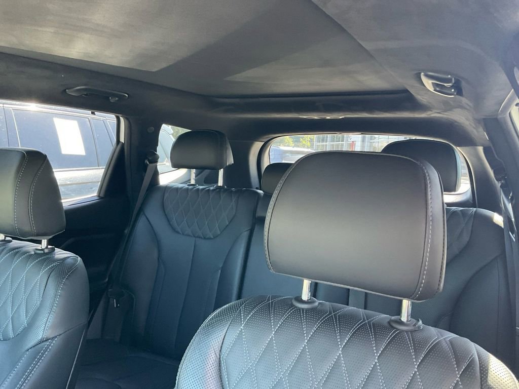 Used 2023 Hyundai Santa Fe Calligraphy image 16