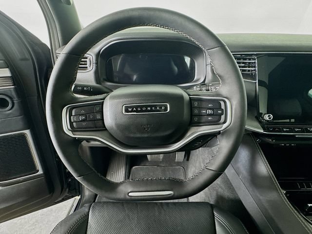Used 2025 Jeep Wagoneer Series III w/ Premium Group I AWD/4WD image 15